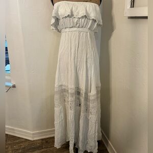 Sleeveless forever 21 maxi dress size medium